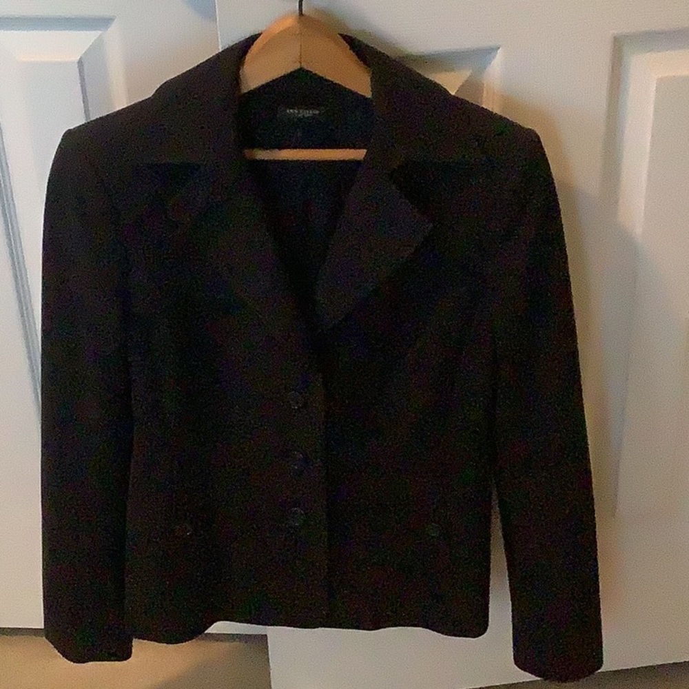 Ann Taylor navy blazer size 6